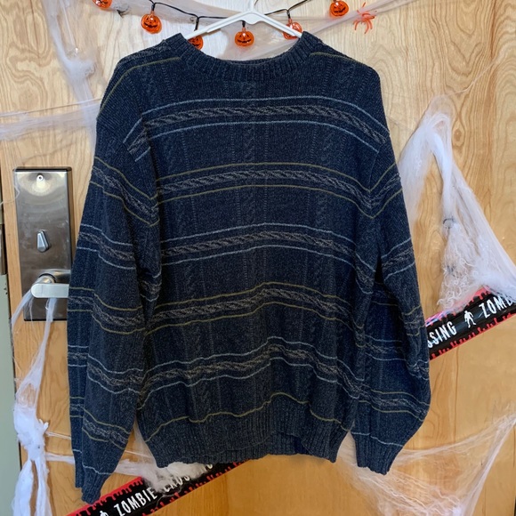 Sweater shirt - Picture 2 of 3